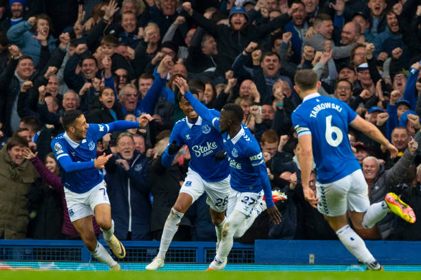 們對中國足 們對中國足